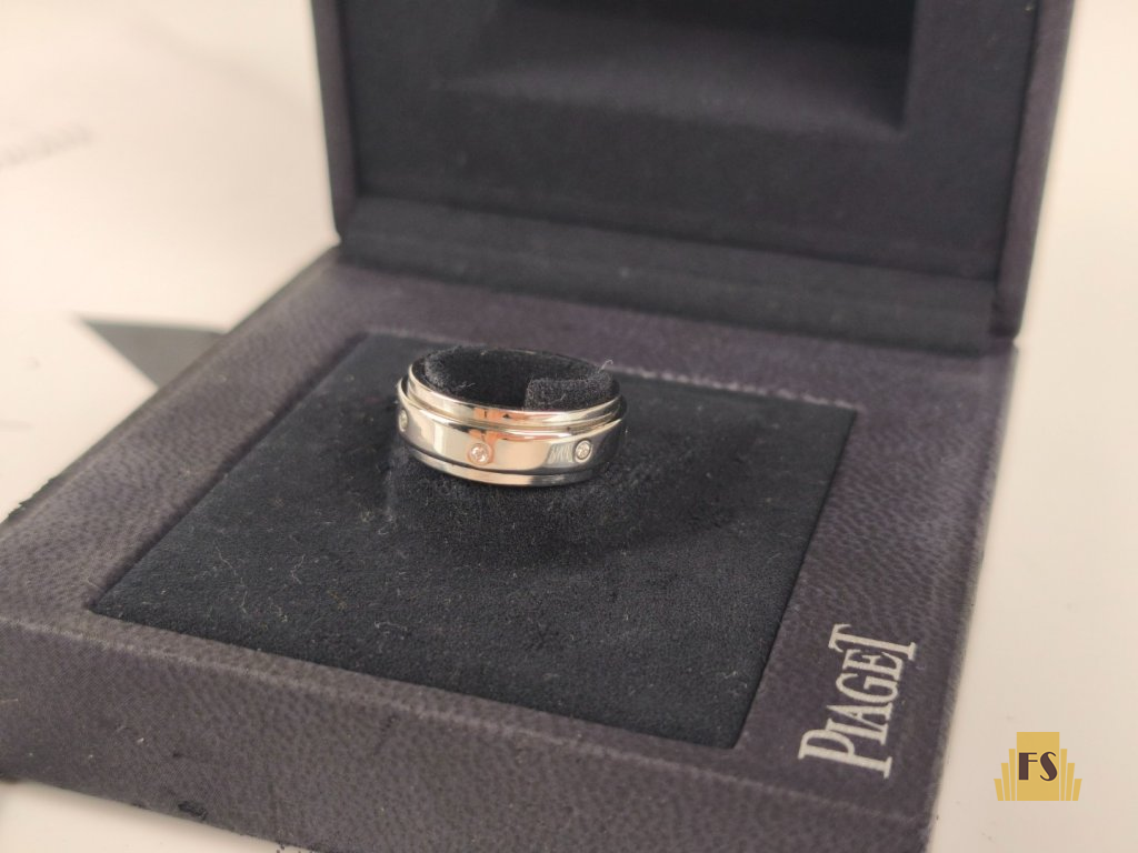 PIAGET Possession Ring
