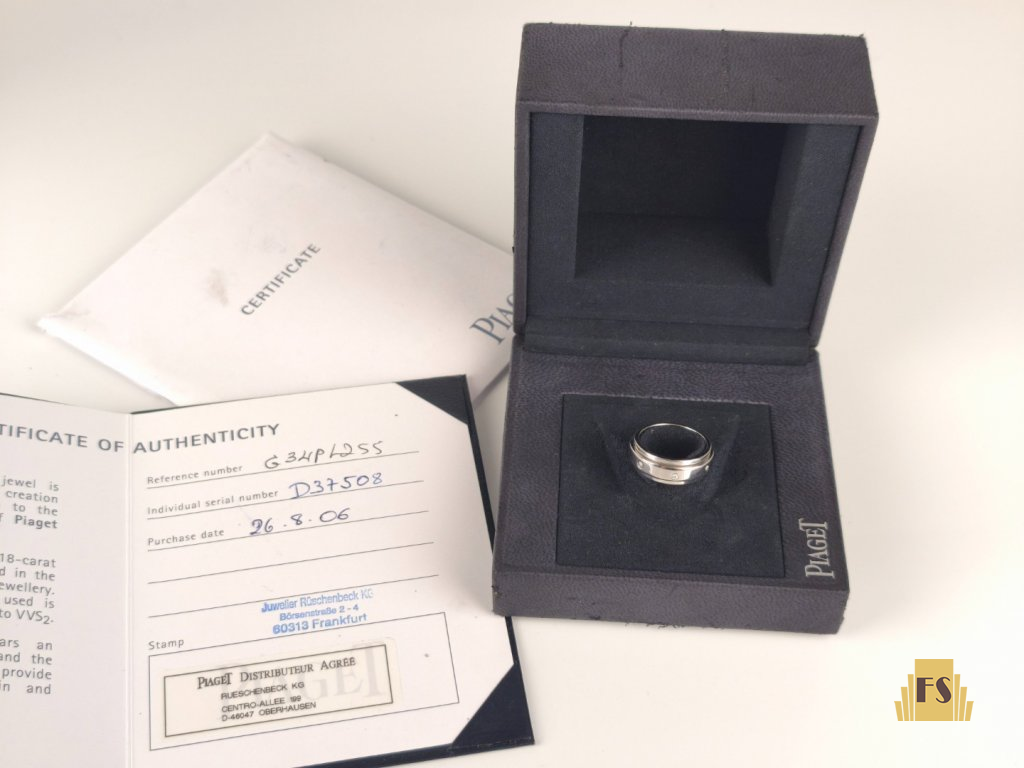 PIAGET Possession Ring